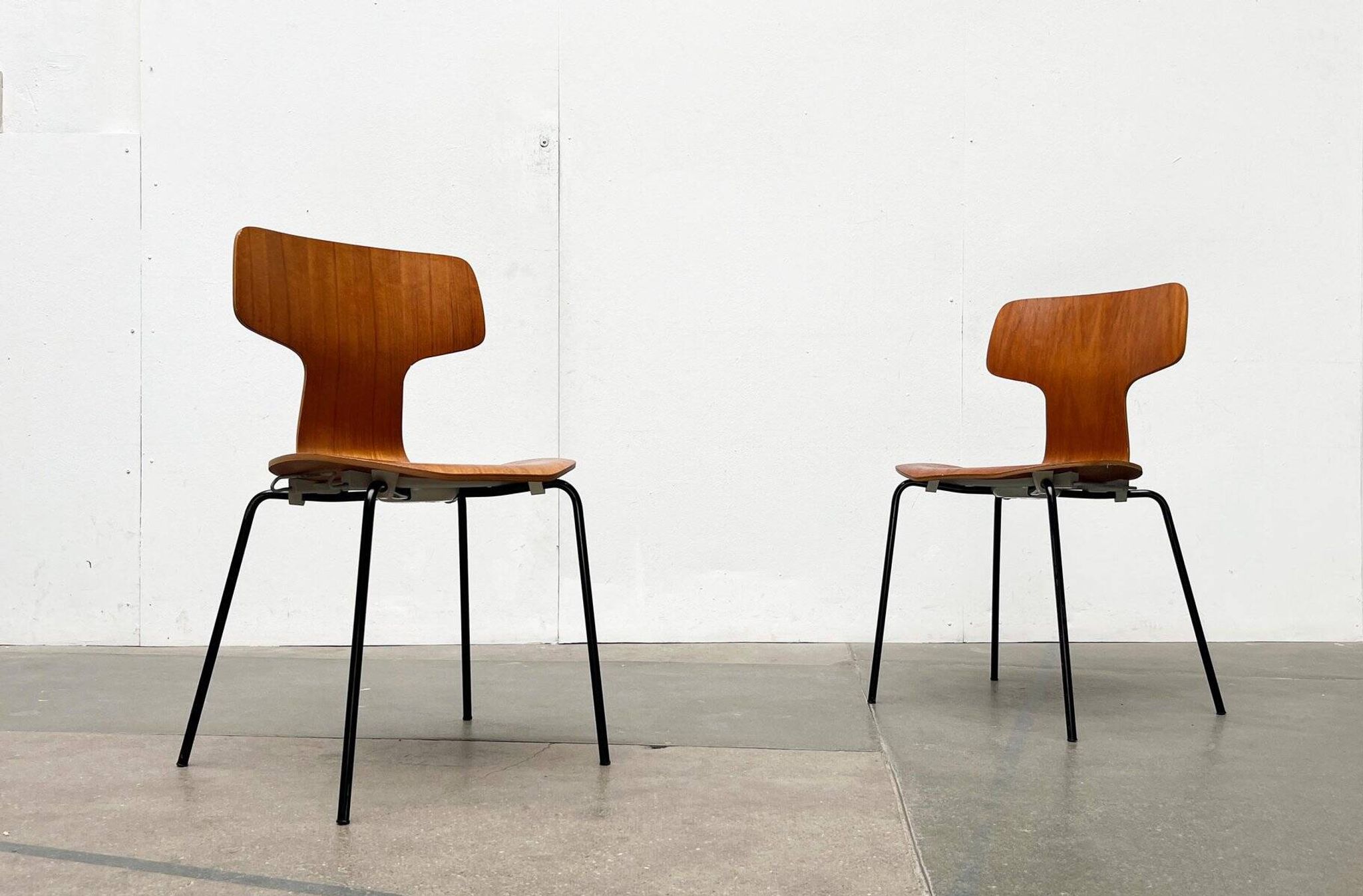 Mid-Century stackable chairs model 3103 Hammer by Arne Jacobsen for Fritz Hansen, Denmark, 1960s, set of 7.