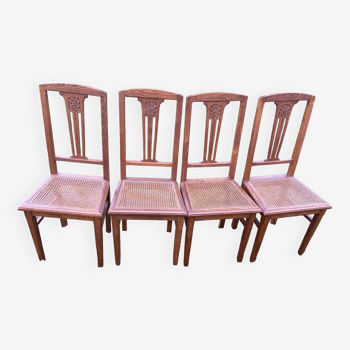 Lot de 4 chaises anciennes cannées
