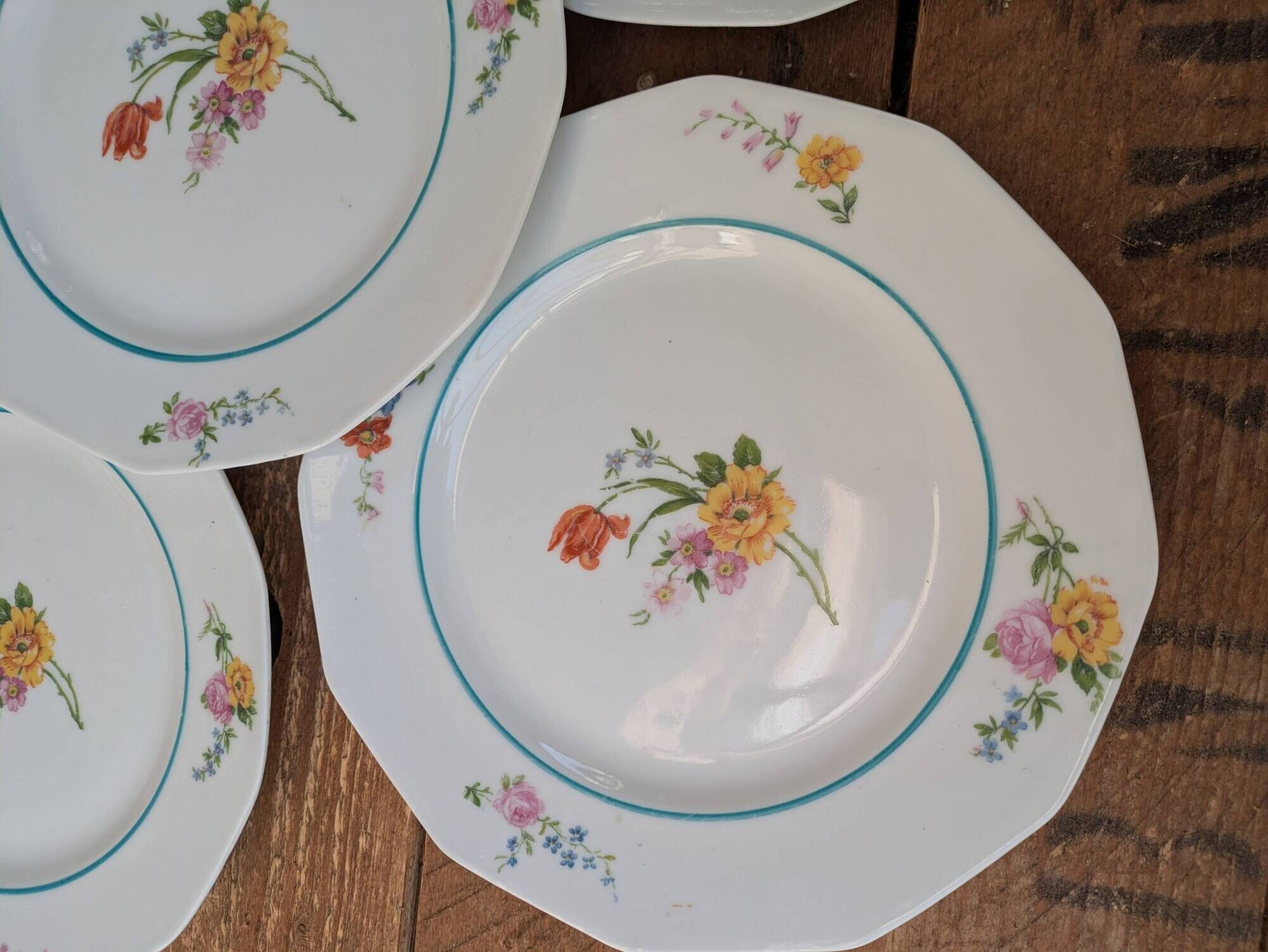 Ensemble de 6 assiettes à dessert à motif de bouquet de fleurs 20.5cm