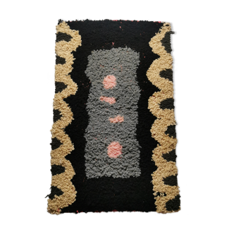 Zindekh wall carpet