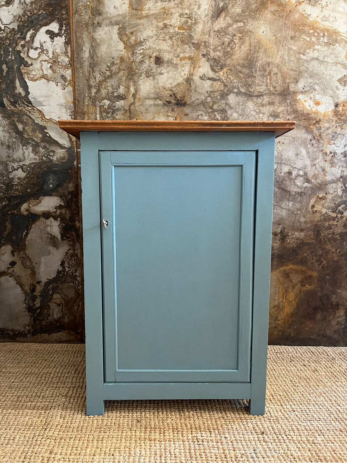 Buffet ancien bleu zingueur