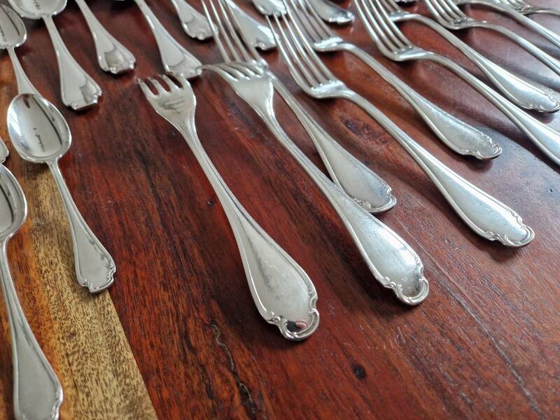 Alfénide, Christofle - 36-piece cutlery set model Pompadour silver-plated metal