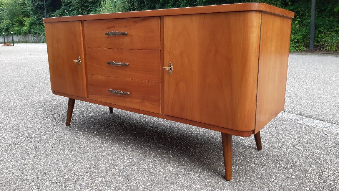 Vintage bass enfilade