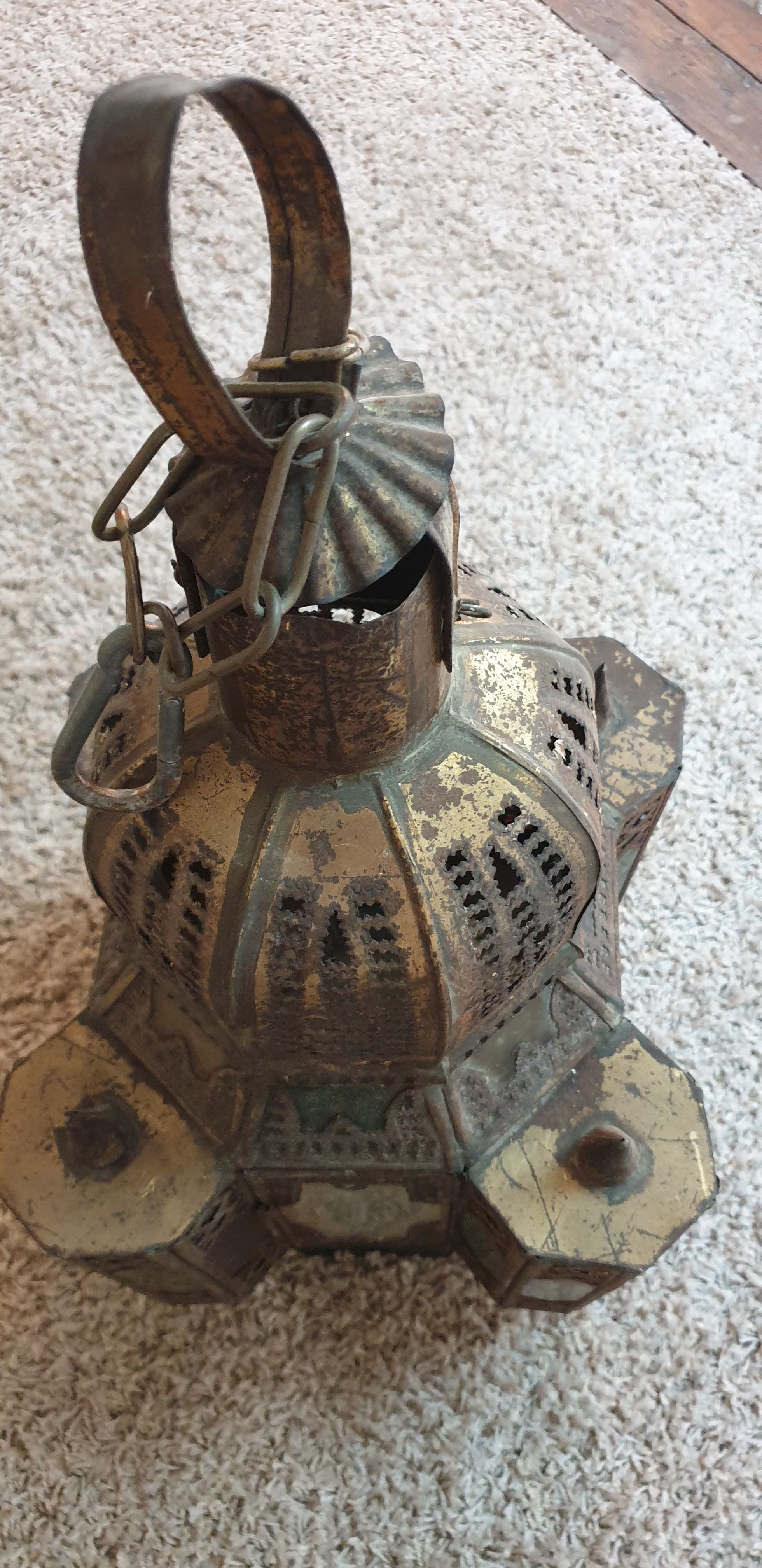Oriental chandelier