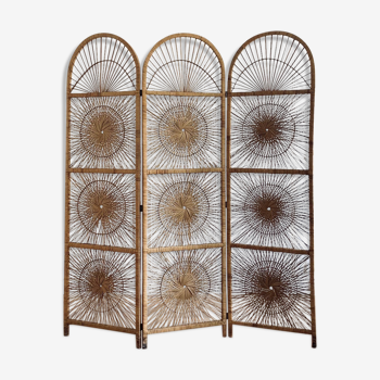 Vintage wicker screen