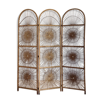 Vintage wicker screen