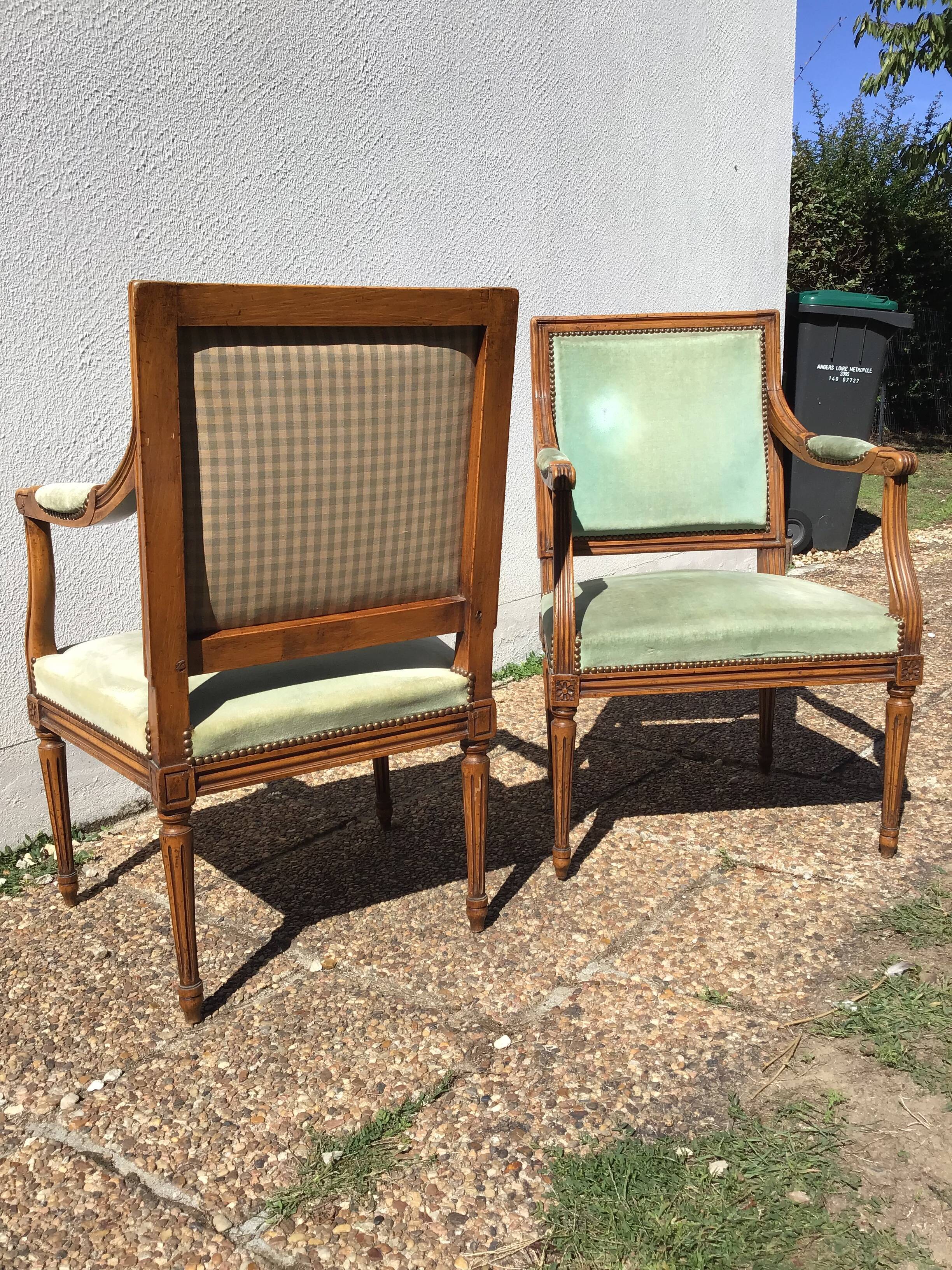 Pair of armchairs