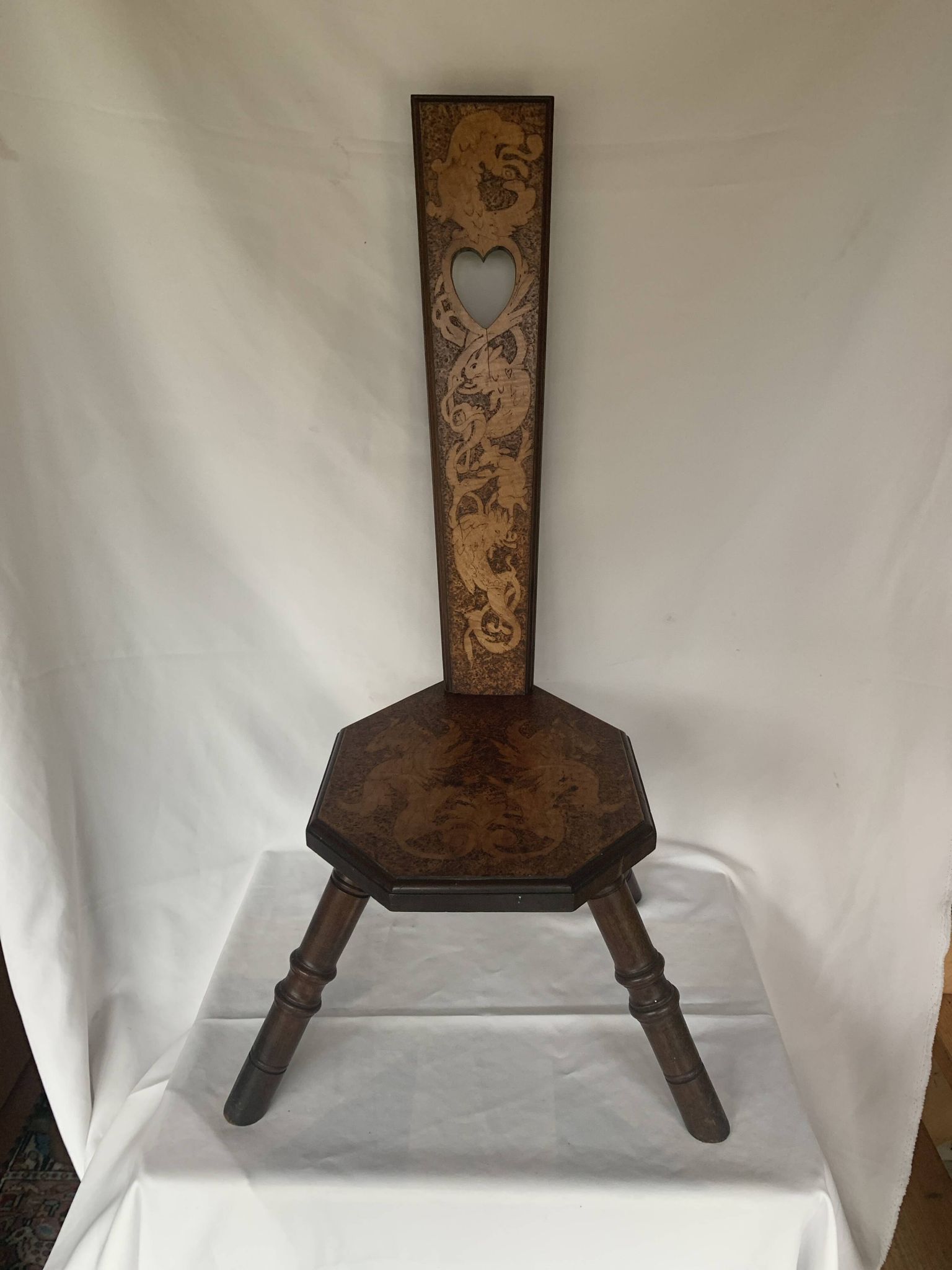 Tripod wooden chair
