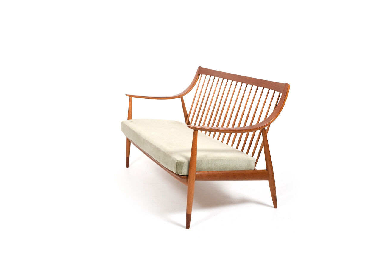 FD-146 Sofa by Orla Mølgaard and Peter Hvidt