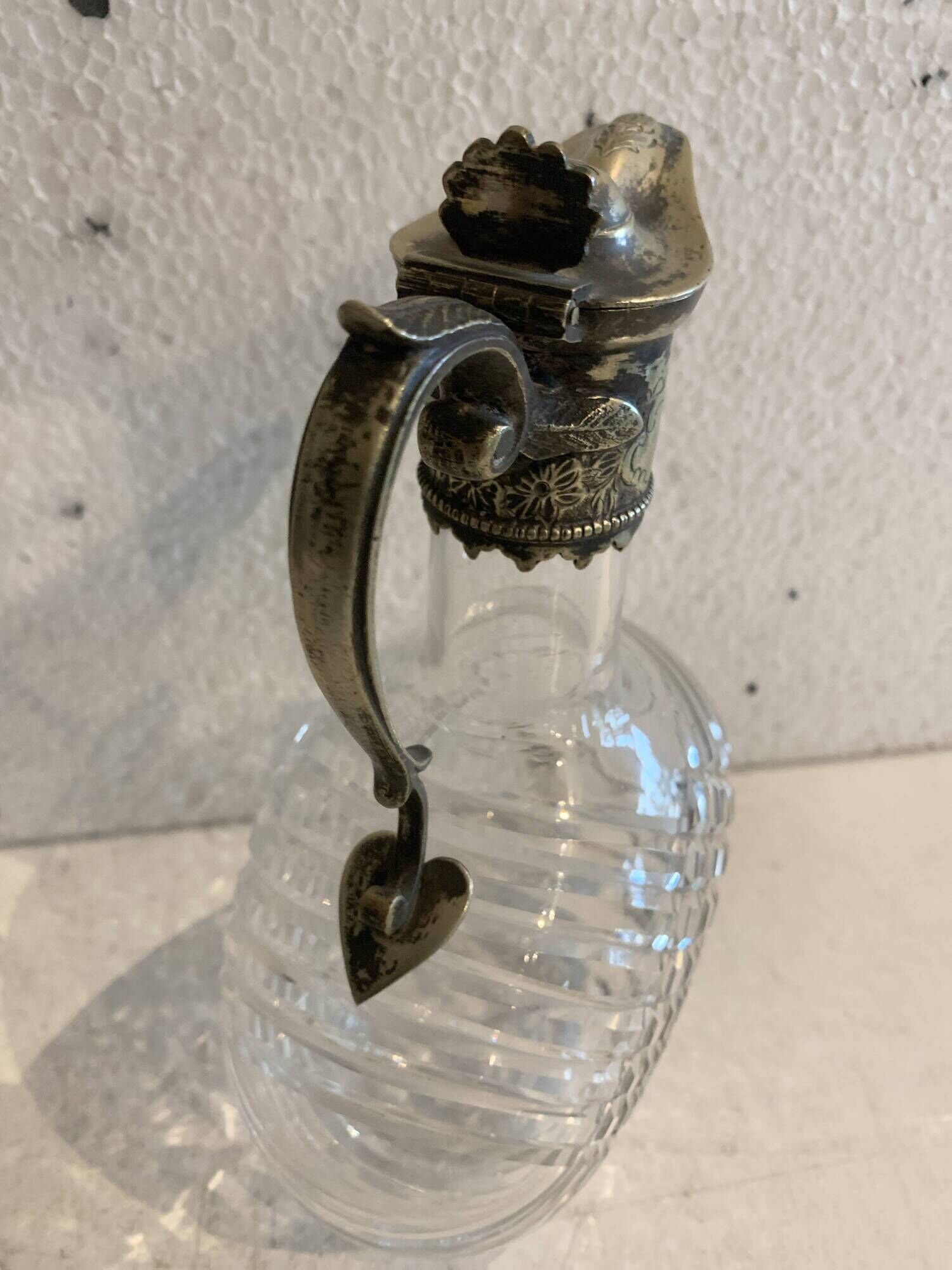 Carafe in cut glass or crystal and silver-plated metal, 20th century