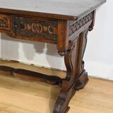 Oak Desk Table, Neo-Gothic style – Early 20th century