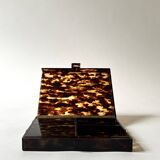 Tray - box with a lid in tortoiseshell plexiglass, 1970s design.