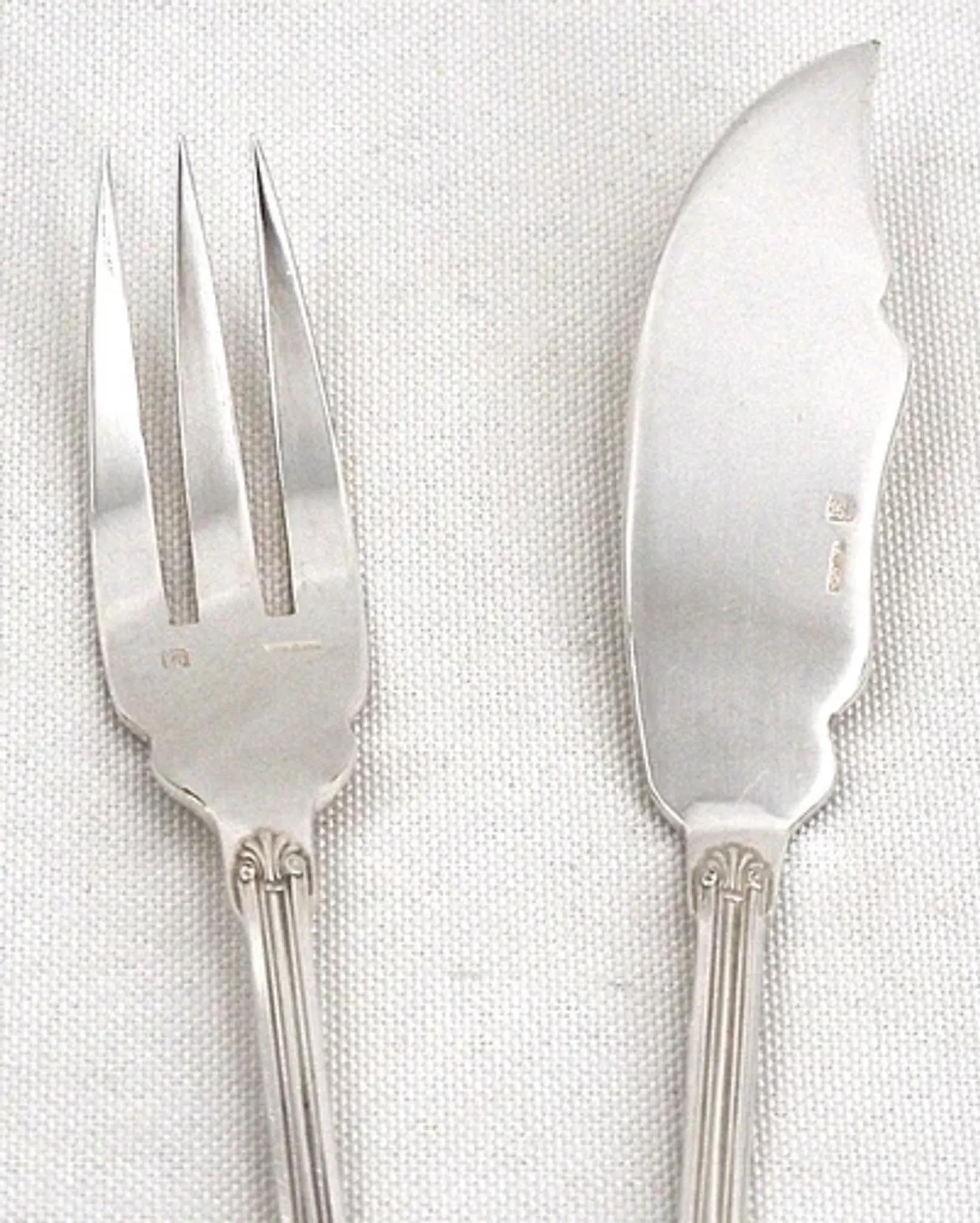 Boulenger Godrons 10 fish cutlery sets, 20 pieces silver-plated metal in excellent condition.