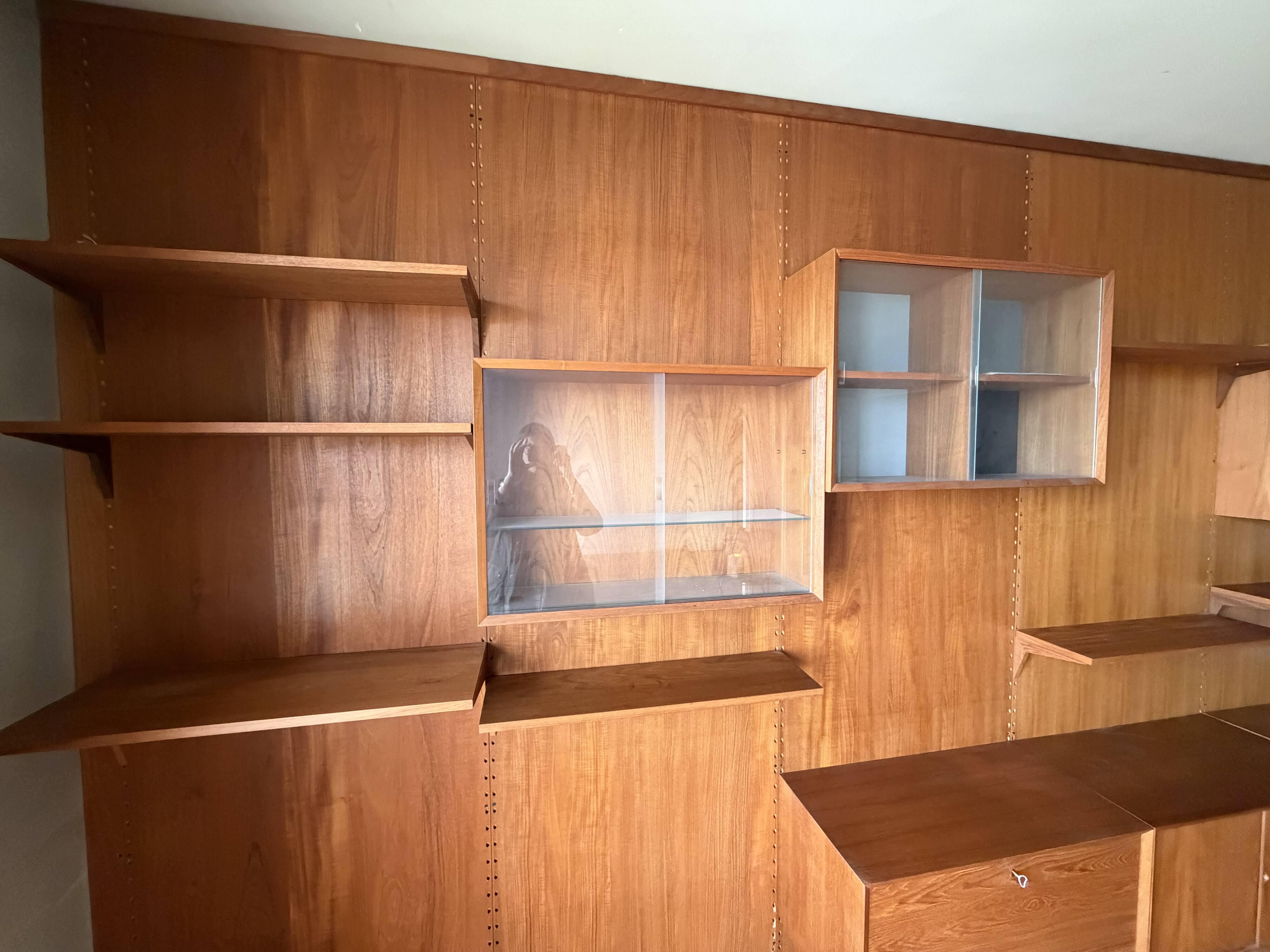 Danish teak shelf and structure by Poul Cadovius