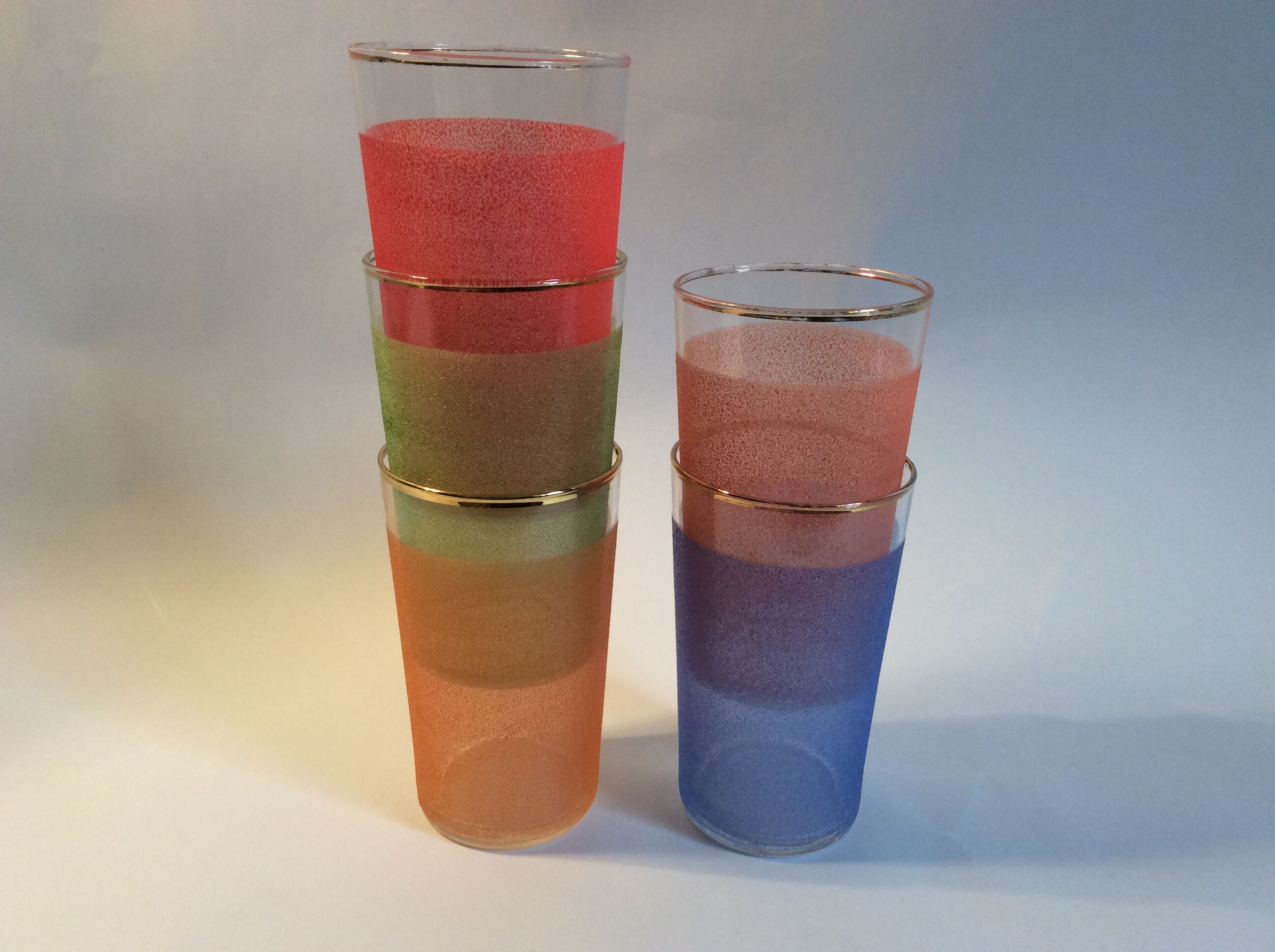 Set of 5 vintage acidulated glasses