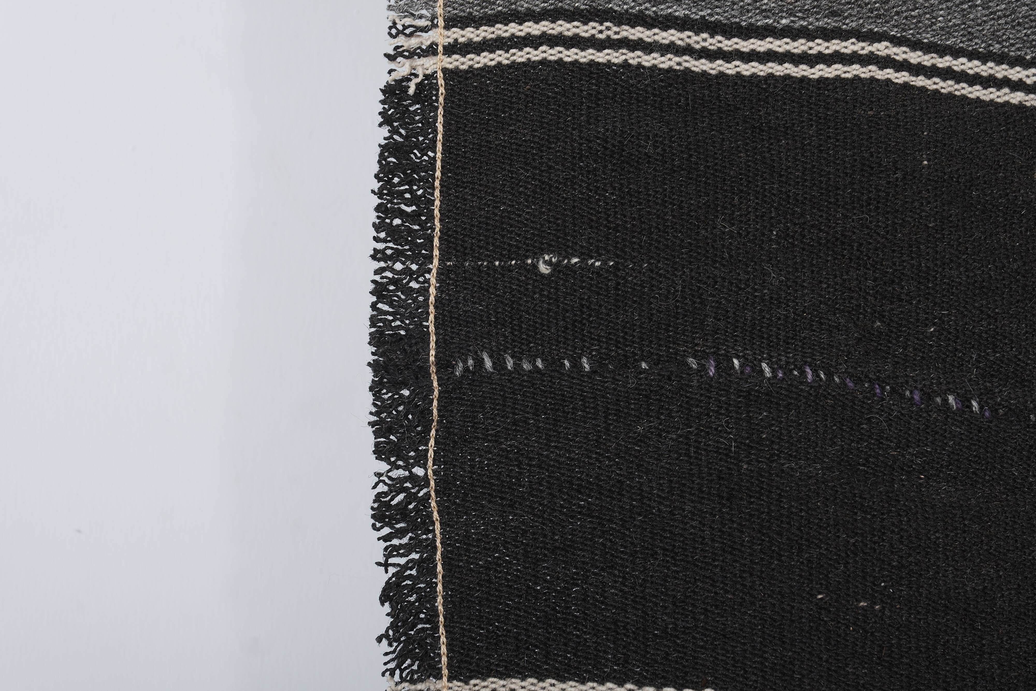 Vintage Turkish Oushak Handwoven Rug 203x210 cm