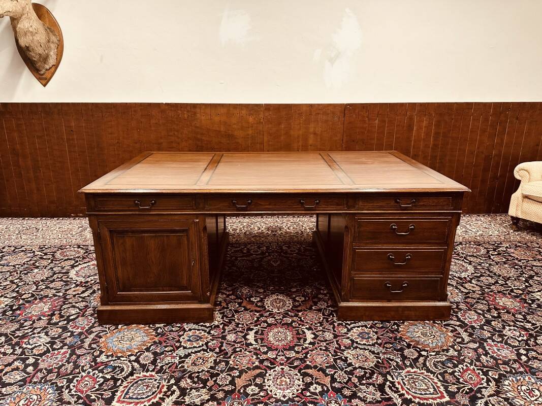 Large English Eichholtz Desk Partnerdesk