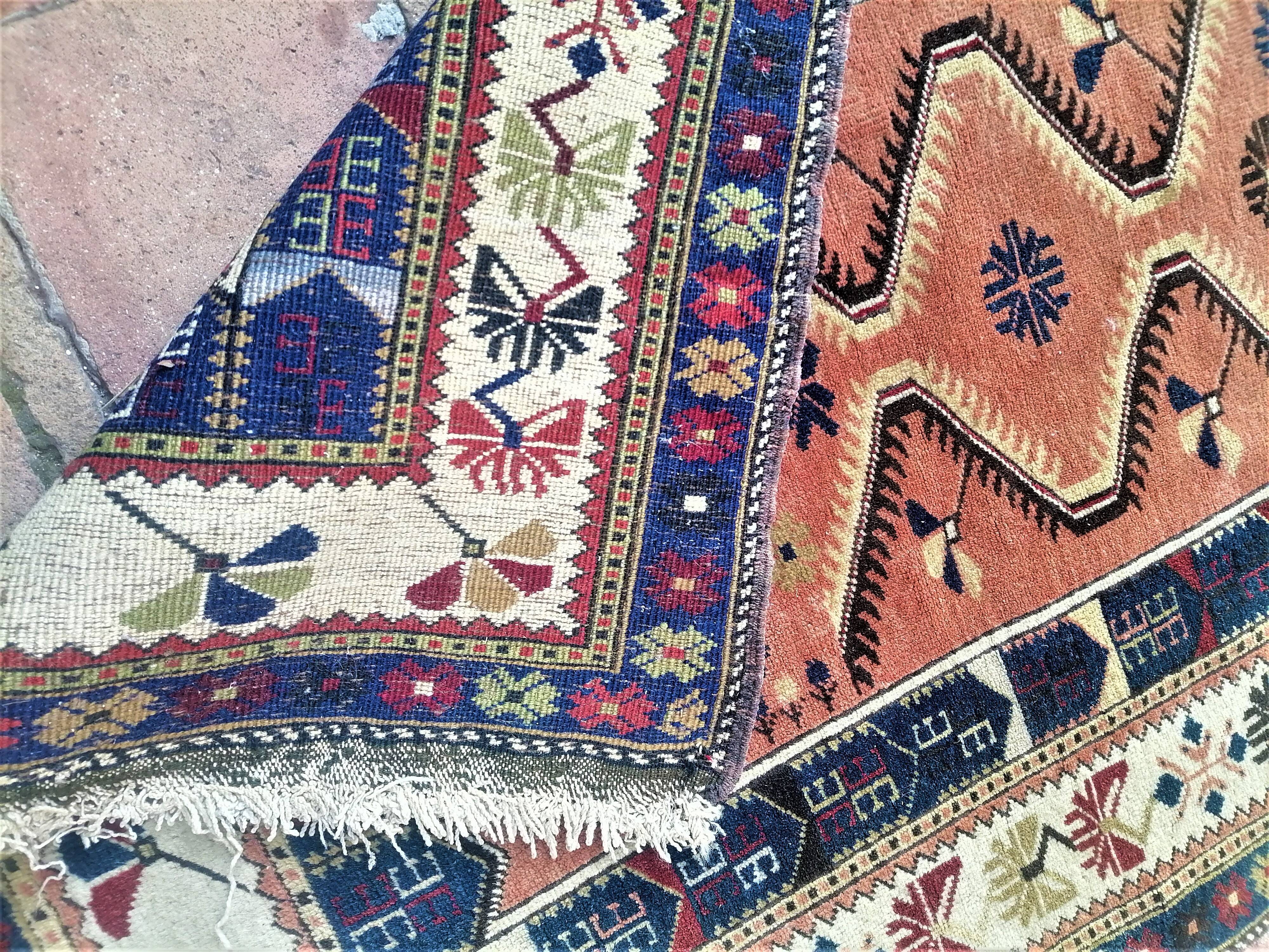 Oriental carpet from Turkey 152 x 118