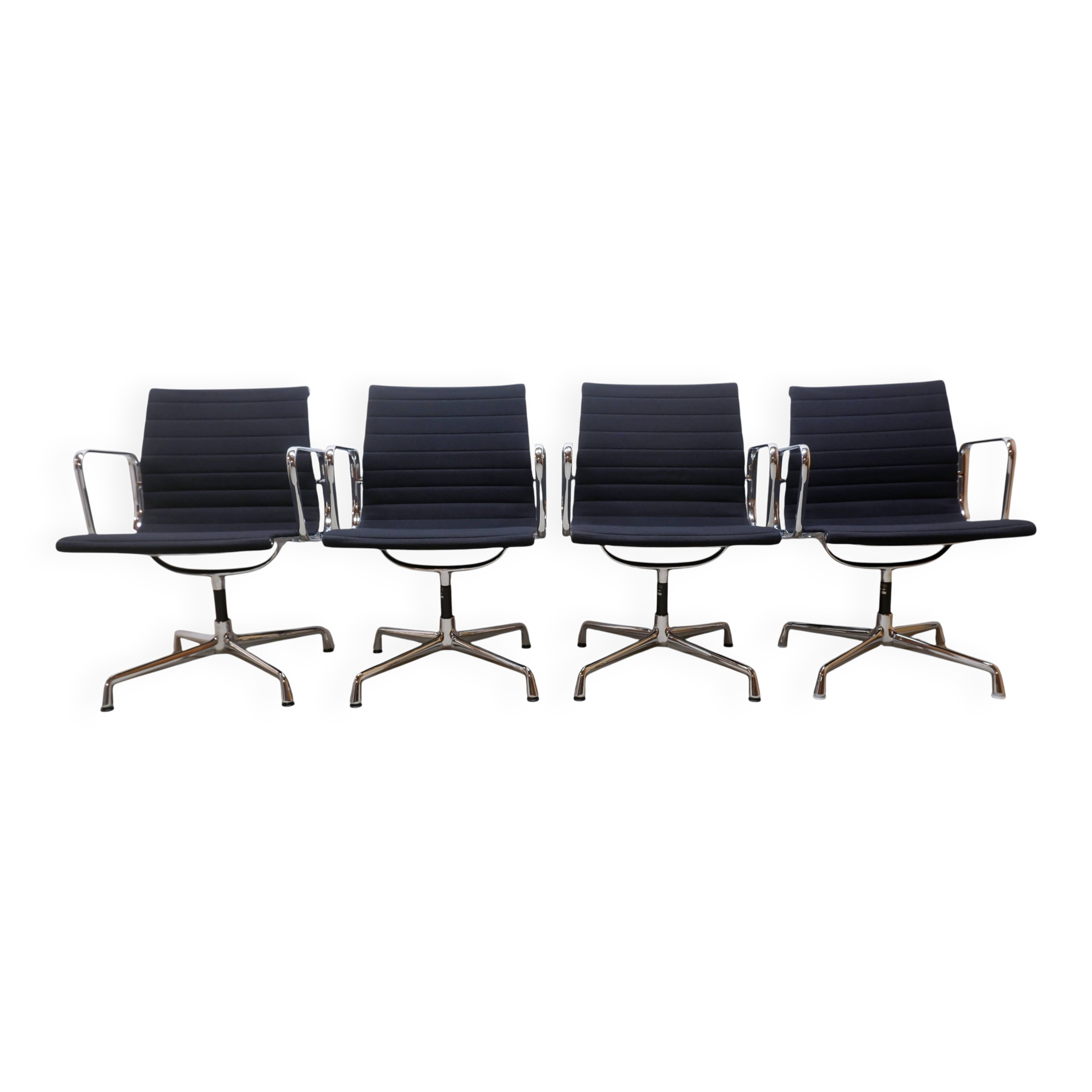 Set of 4 Vitra EA 108 chairs, black hopsak