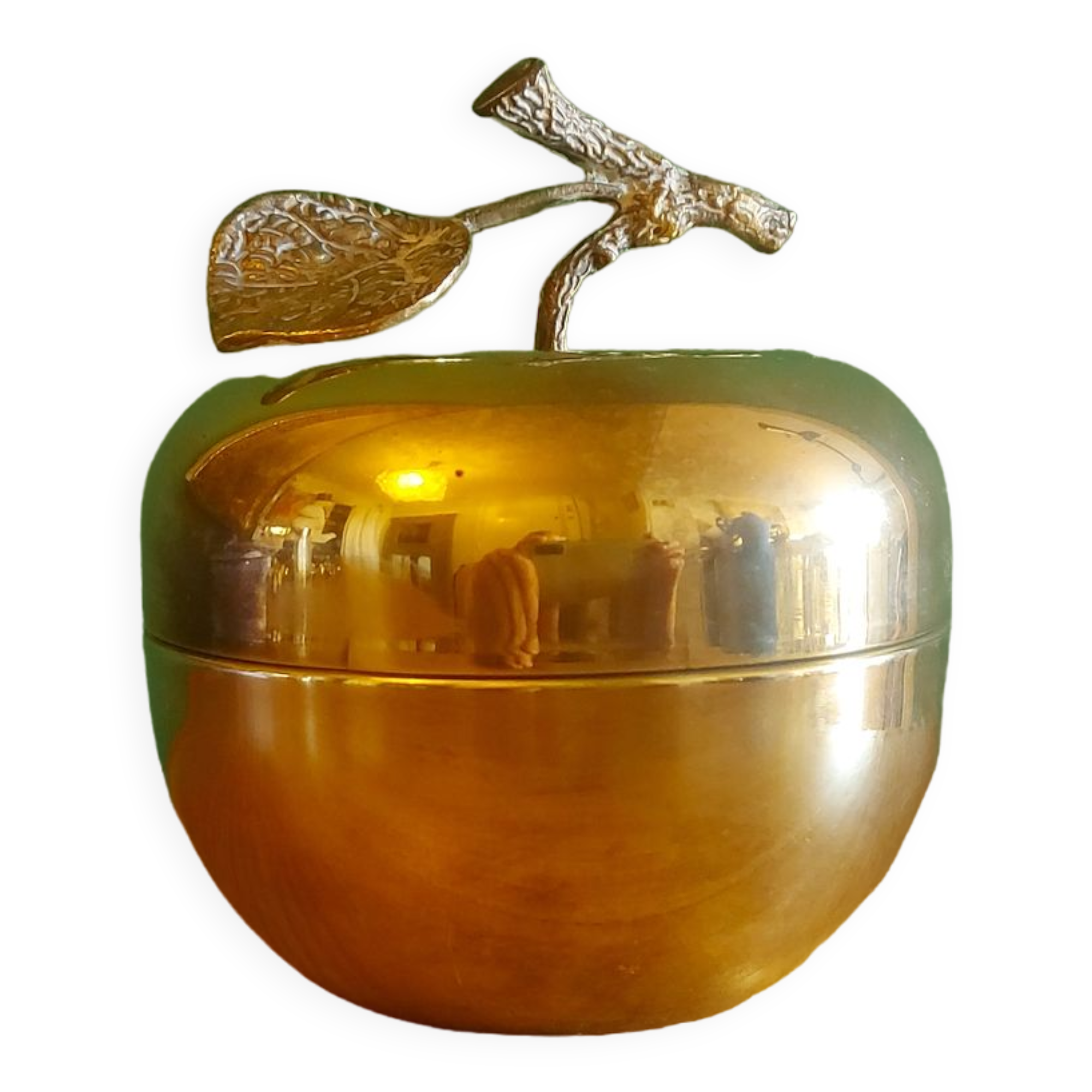Apple-shaped brass tidy