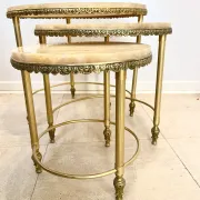 Set of 3 nesting tables in marble and gold metal – 1970s
