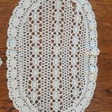 Lot 2 napperons anciens faits main
