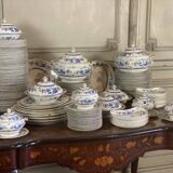 Earthenware dinner service, 155 pieces, Waring and Gillows, London