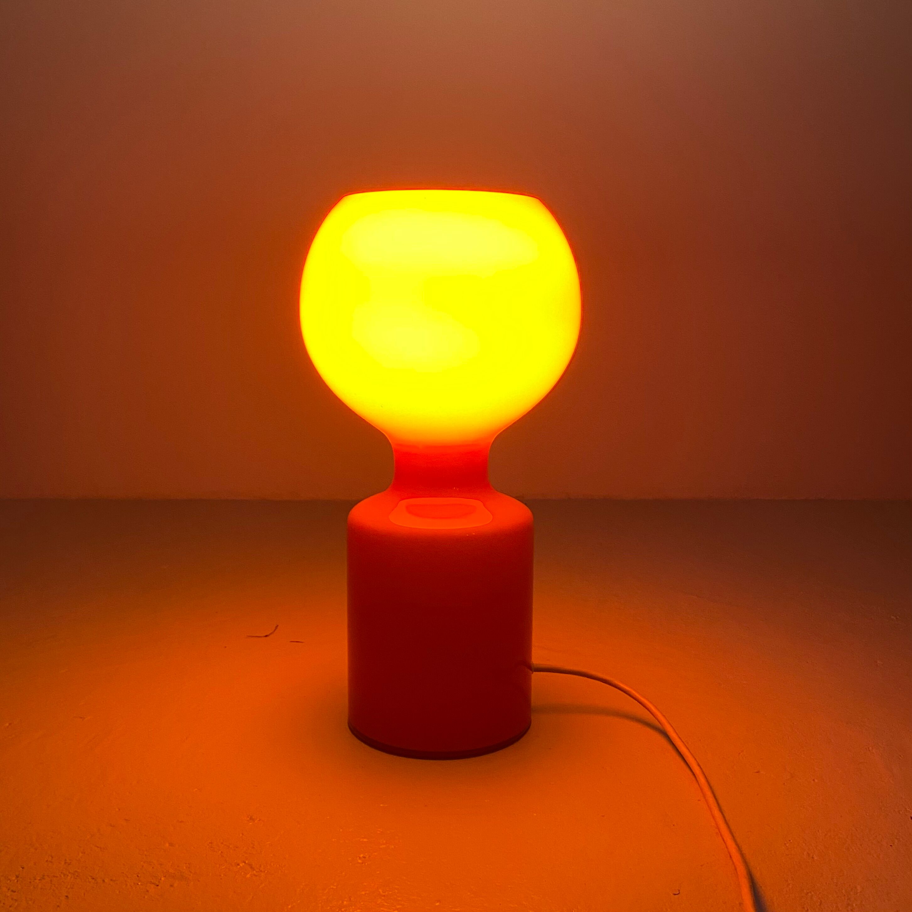 Grande lampe Tahiti by Jean-Paul Edmonds Alt. 1960