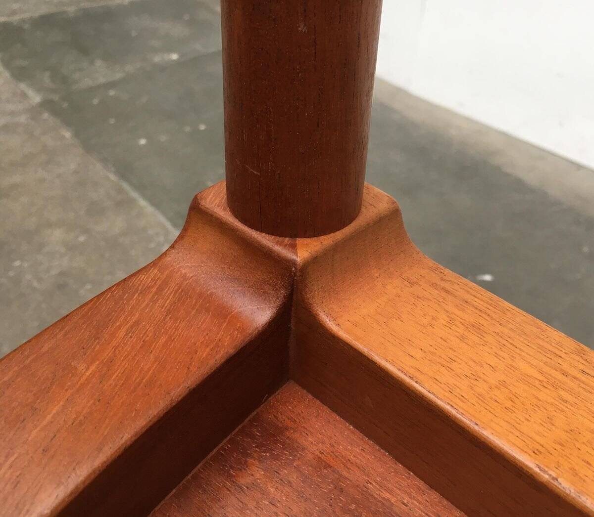 Tables à manger scandinave mi-siècle en teck
