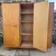 Armoire en chêne 3 portes miroir pieds compas