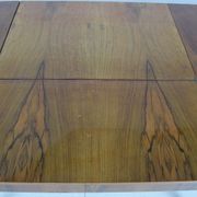 Table à manger extensible Art déco, conçue par Jindrich Halabala, années 1940.