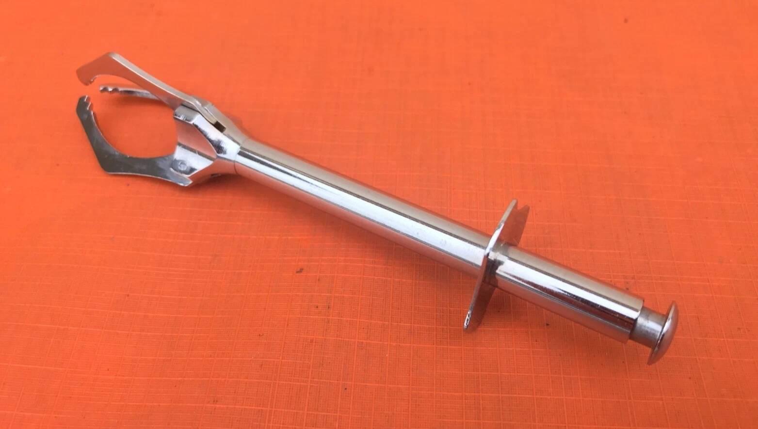 1960s Ice Cream/Sugar "Crab" Tongs