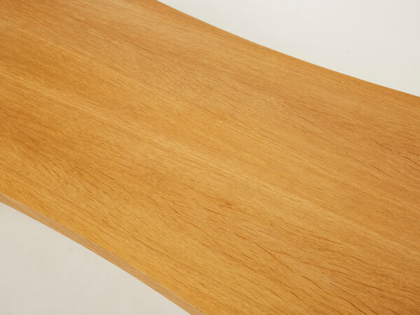 Table basse signé de Vincent Poujardieu forme libre en chêne 1992