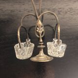 Salt and pepper shaker