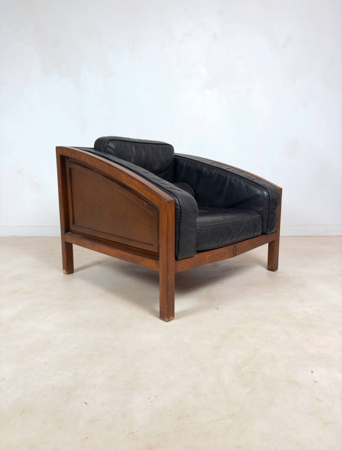 Armchair in the style of Tobia Scarpa