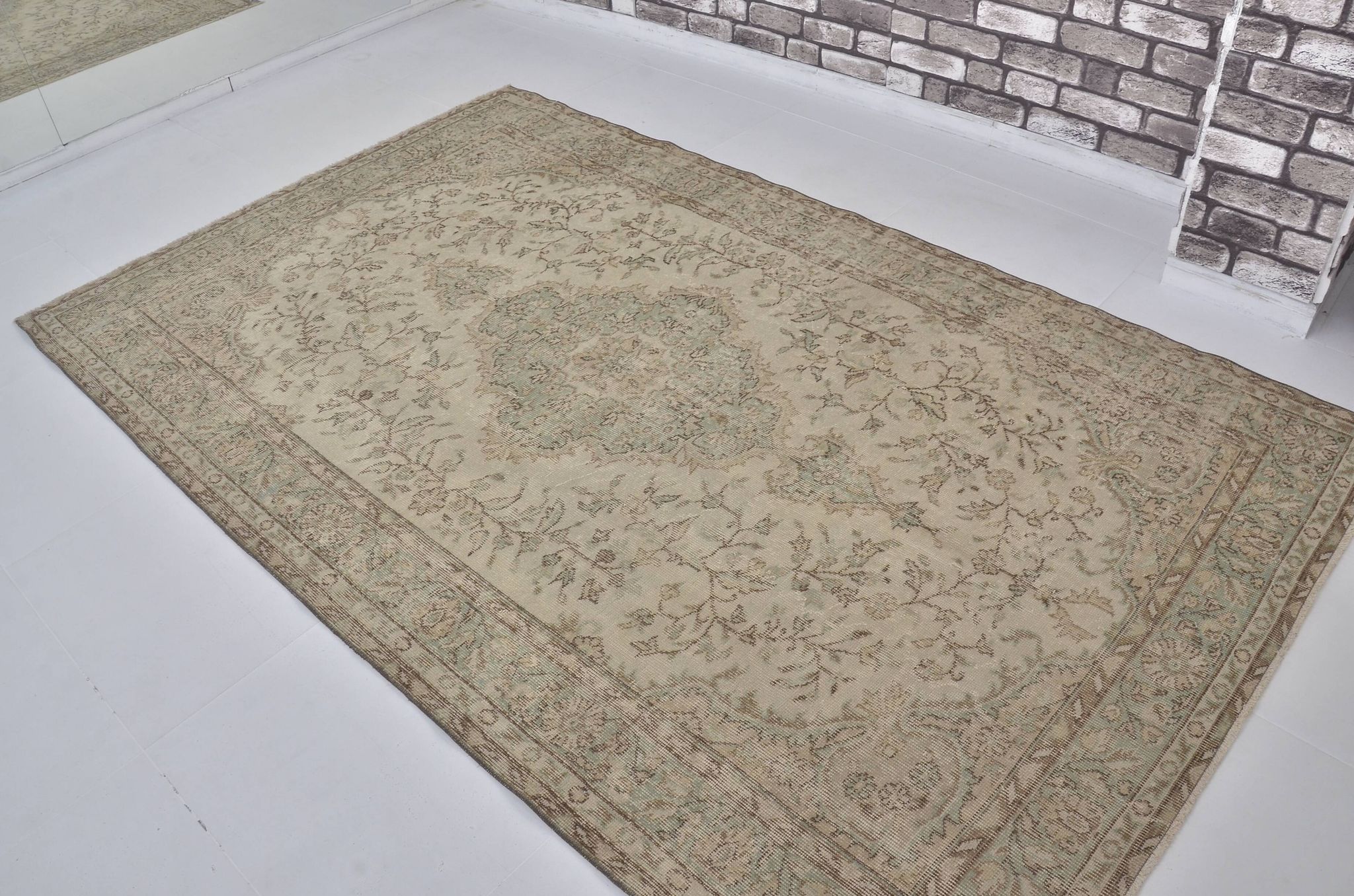 Tapis Oushak anatolien kurde sku 2227