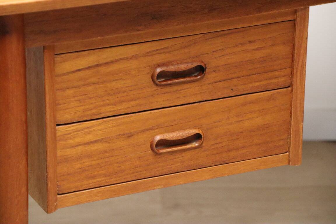 Scandinavian teak desk, 1960