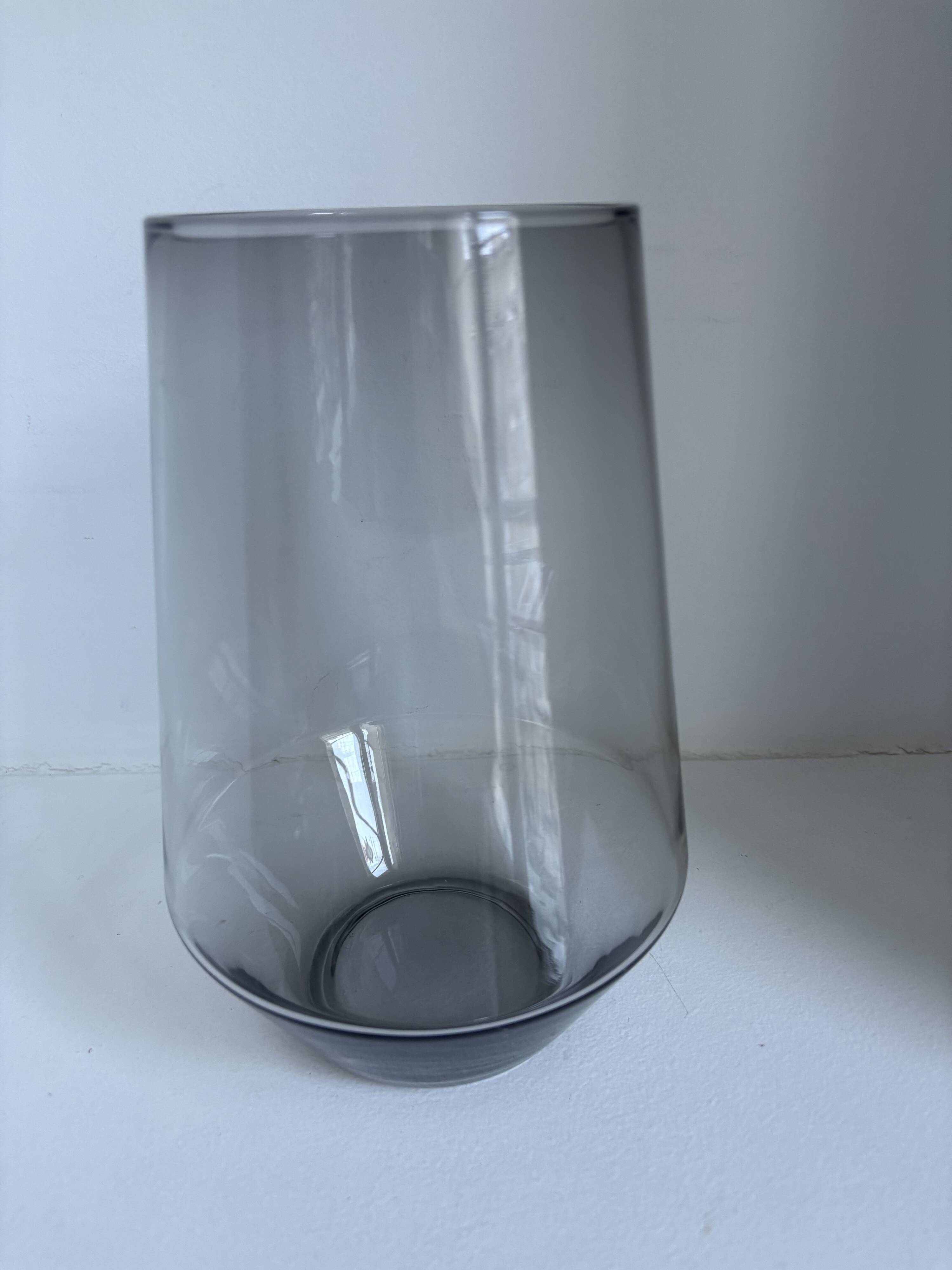 Set of 12 decorative items