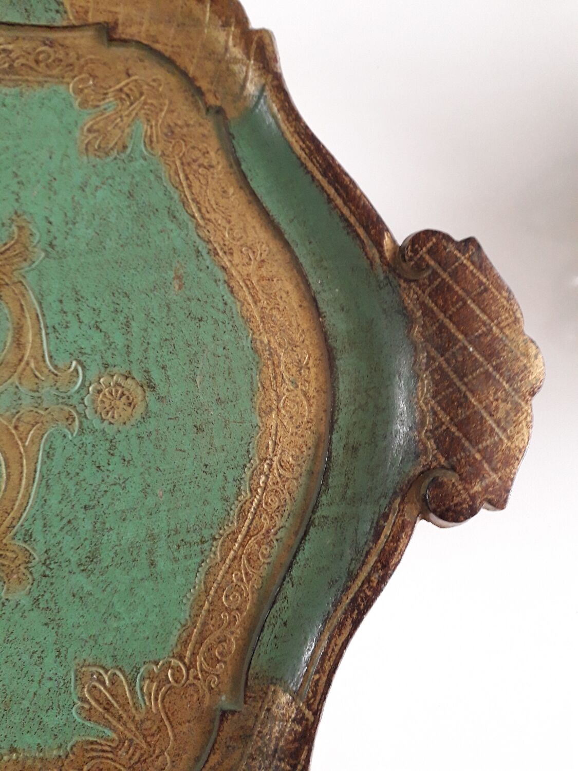 Florentine wooden top