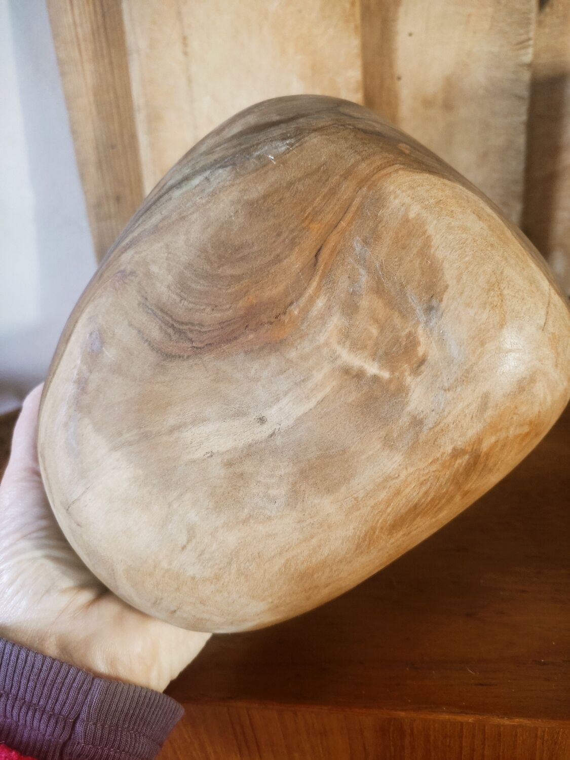 Empty pocket in olive wood