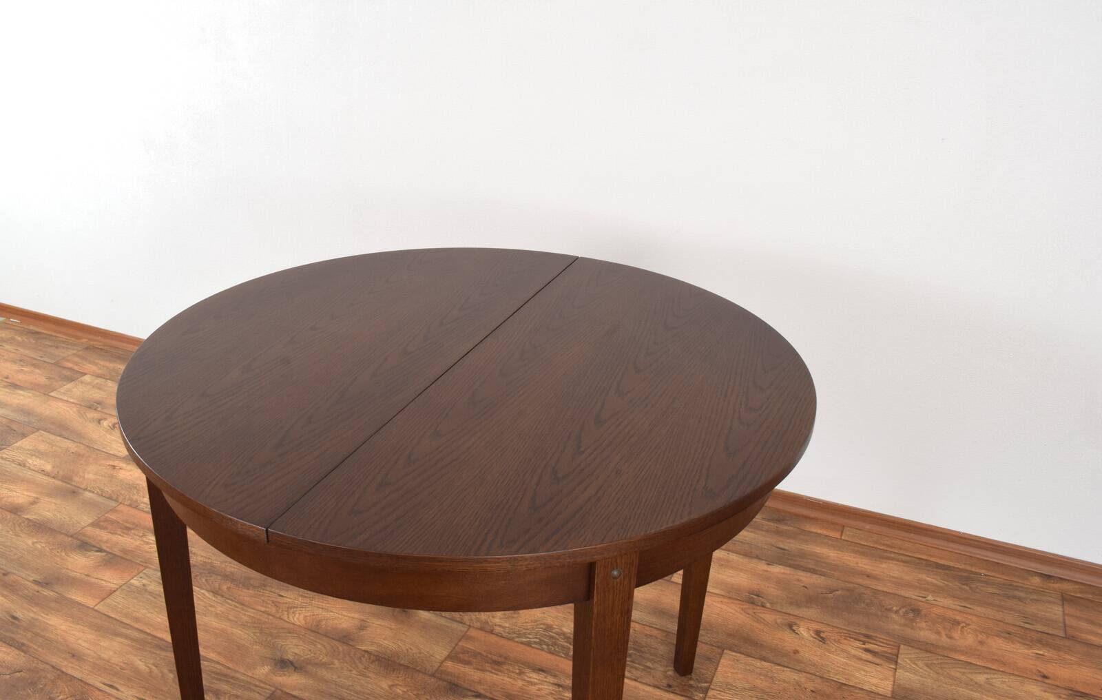 Table à manger extensible en chêne polonais du milieu du siècle, années 1960.
