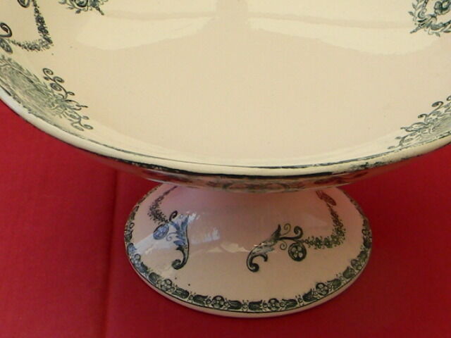 Coupe à fruits en faience de Longwy, modèle Pierrefonds