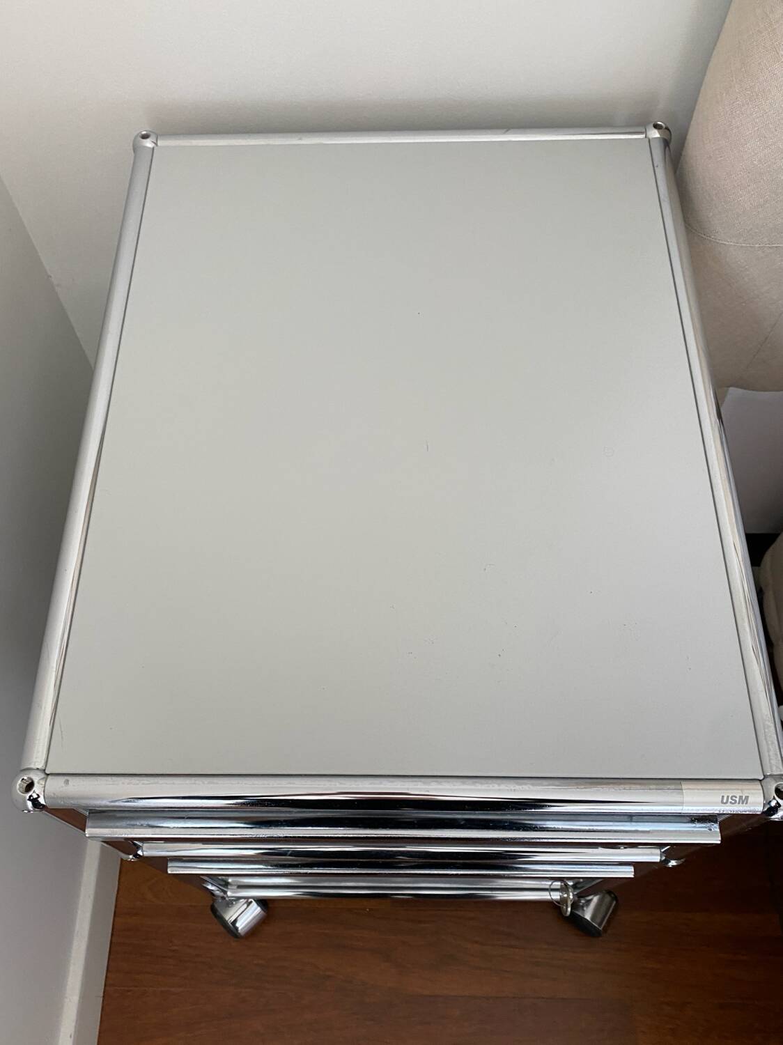 Caisson USM sur roulettes