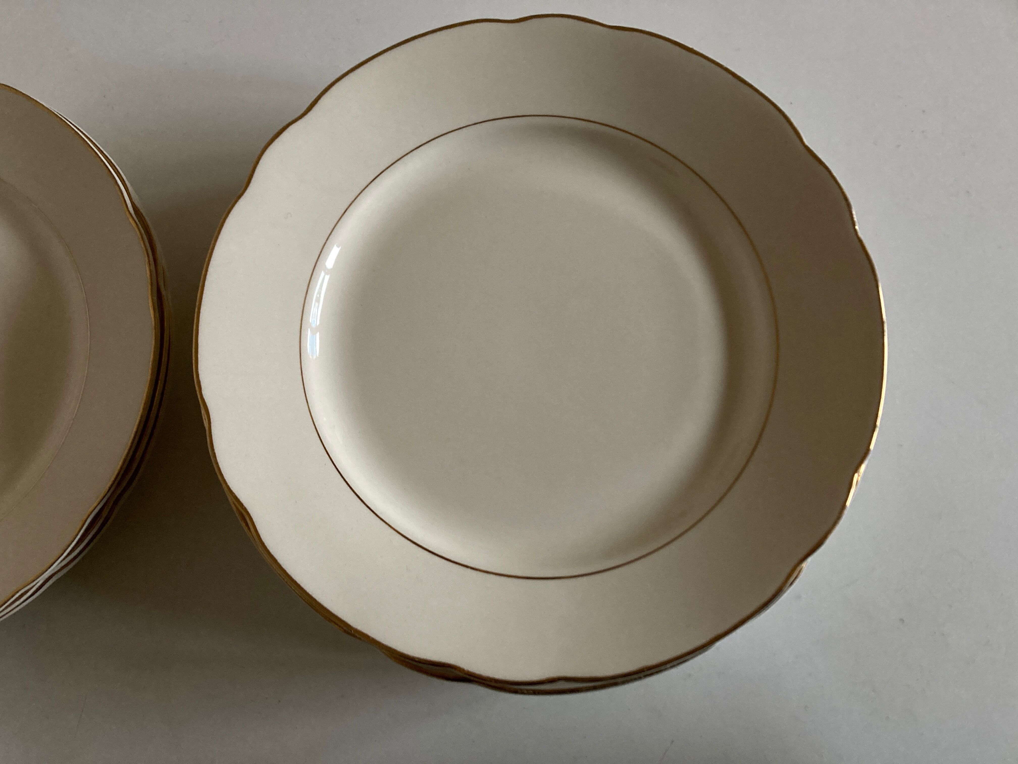 Set of 10 plates 1960 Villeroy & Boch ivory faience with gadroons