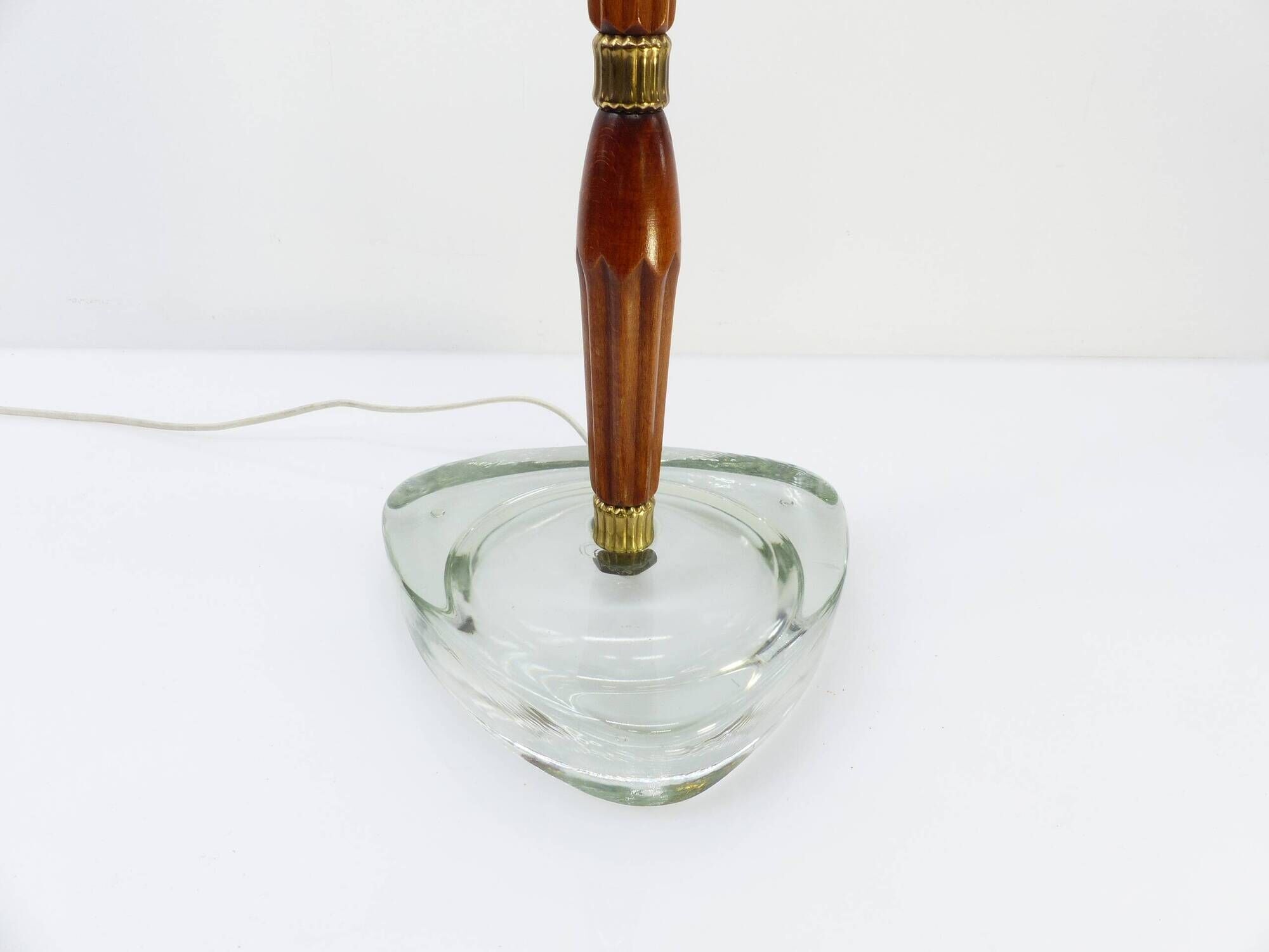 Scandinavian table lamp in glass, wood and brass 1960 Nybro Armaturfabrik