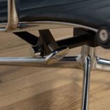 Eames Alu Group EA124 & EA125 Lounge Chair & Ottoman by Charles & Ray Eames for Vitra, 1980s.
