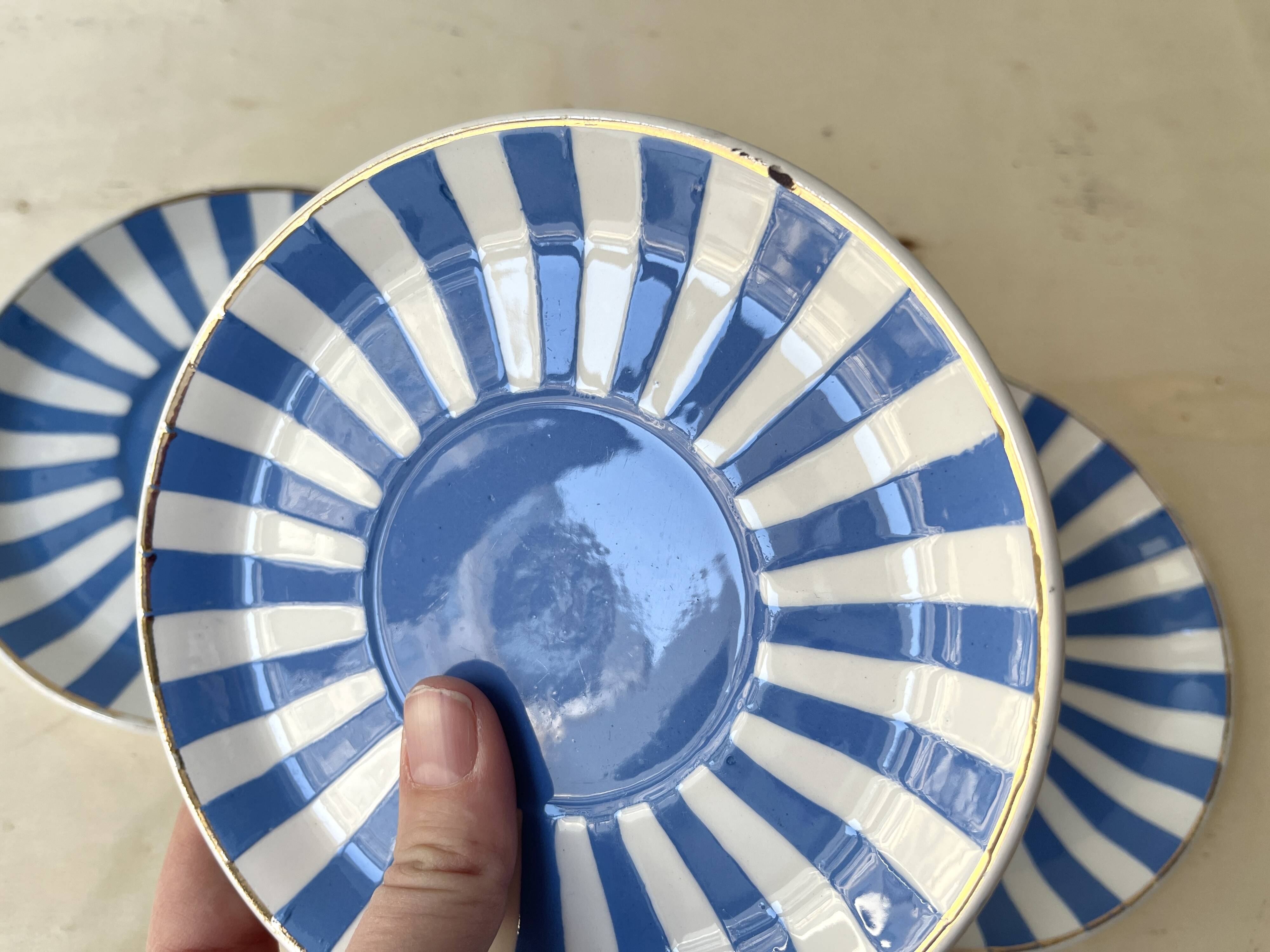 Set of 3 FOX TROTT coffee cups from Sarreguemines, 1930s, Art Deco service.