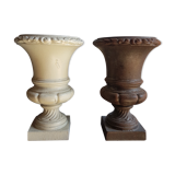 Pair of cast-cast medicis