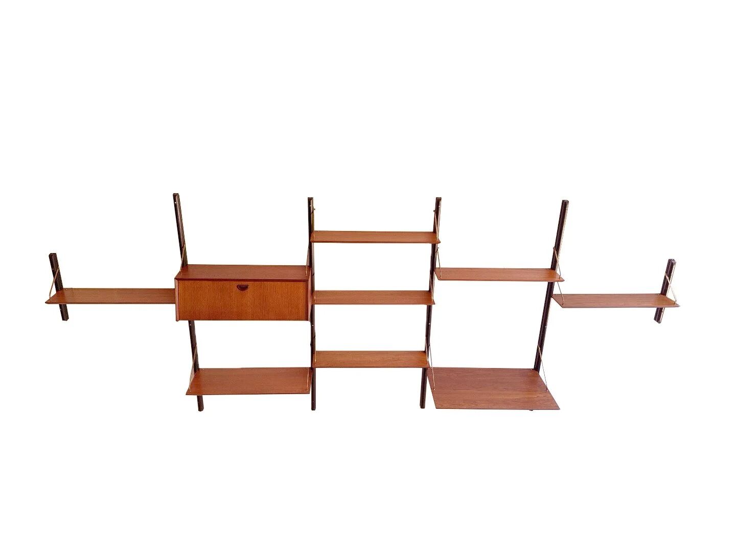 Un ensemble mural vintage de 5 pièces avec bureau par Louis van Teeffelen.