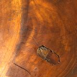 Table basse brutaliste en chêne